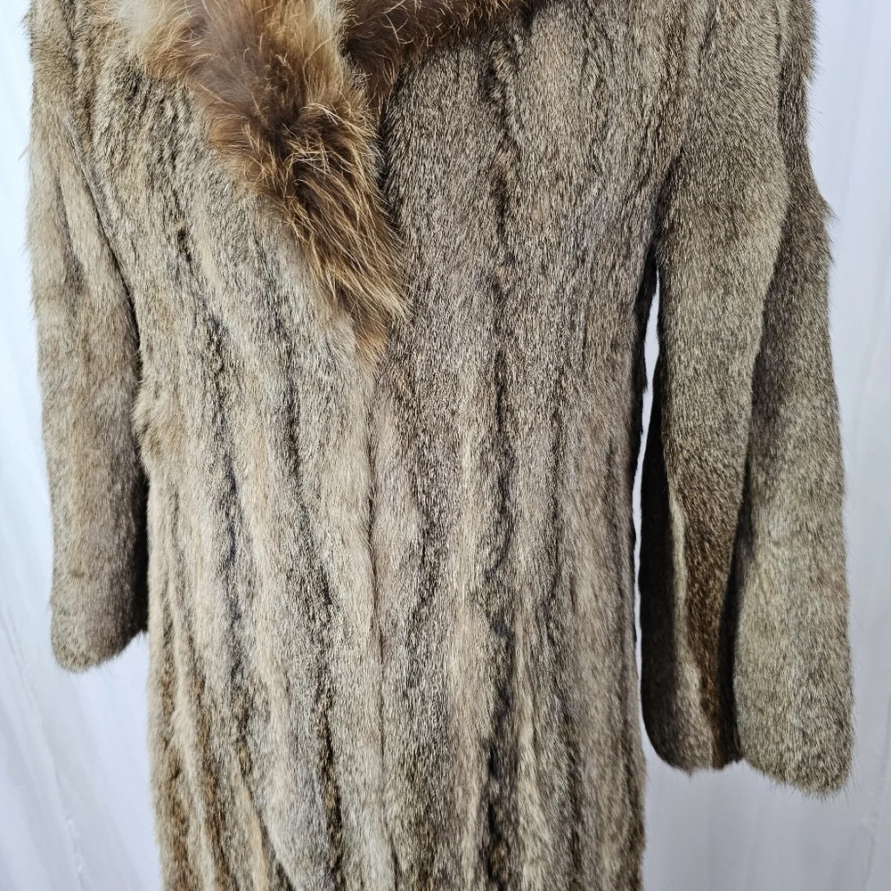 Real Fur Brown Tan Beaver Coat Fluffy Collar Glam